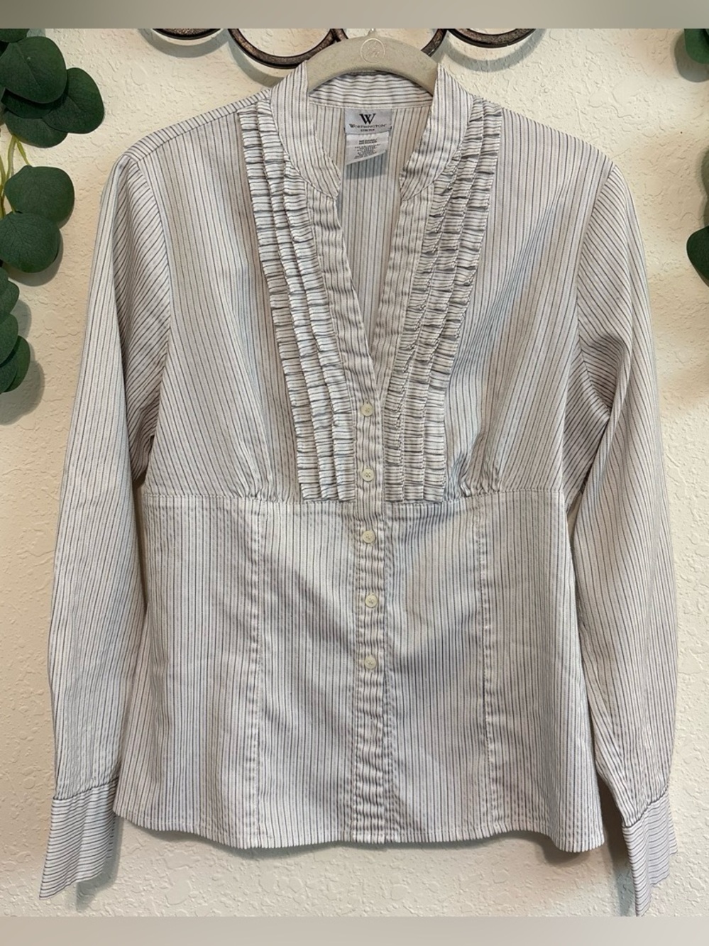 Y2K Office-Siren Pinstriped Ruffled-Neck Button-Down Top✨